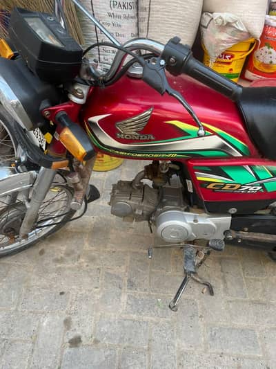 Honda CD 70 Model 2022 Blkl Oka