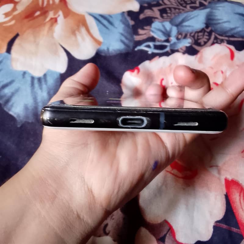 Google Pixel 6a 5
