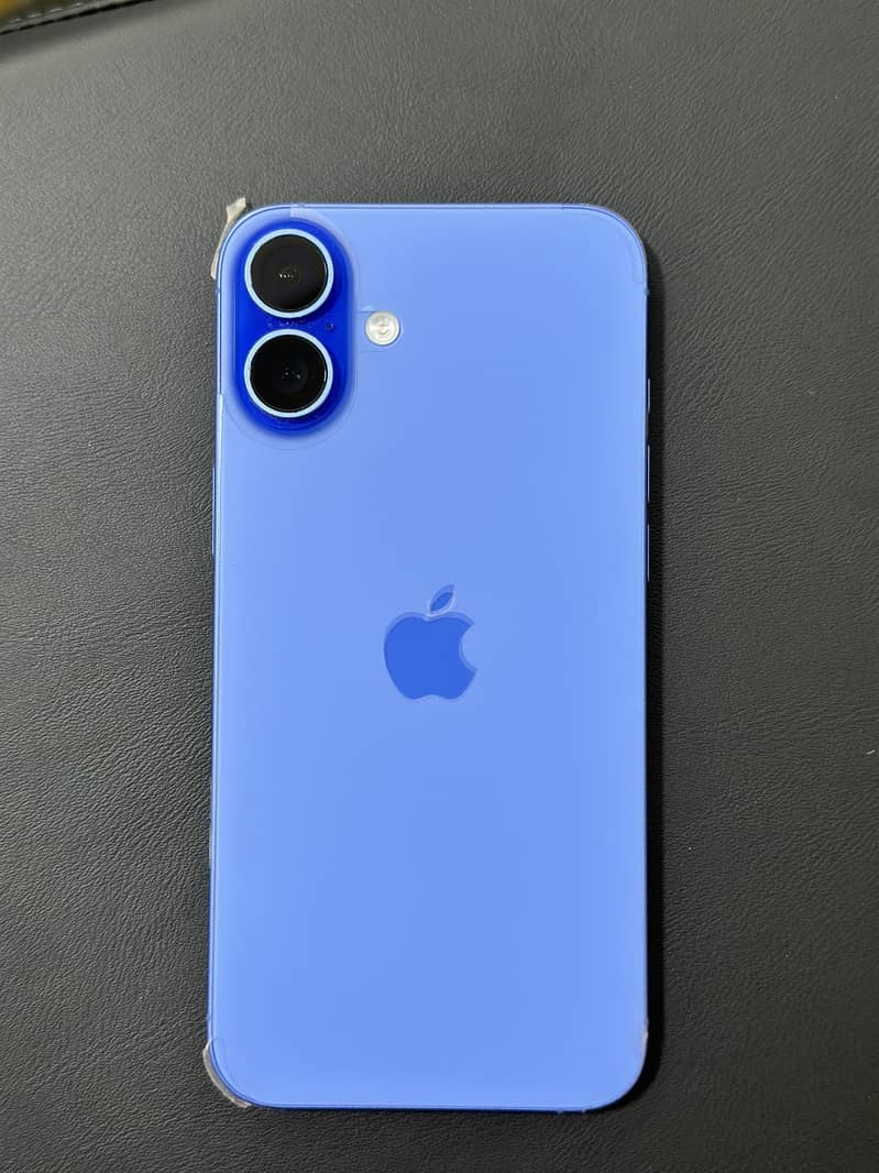 Apple iPhone 16 Plus 1