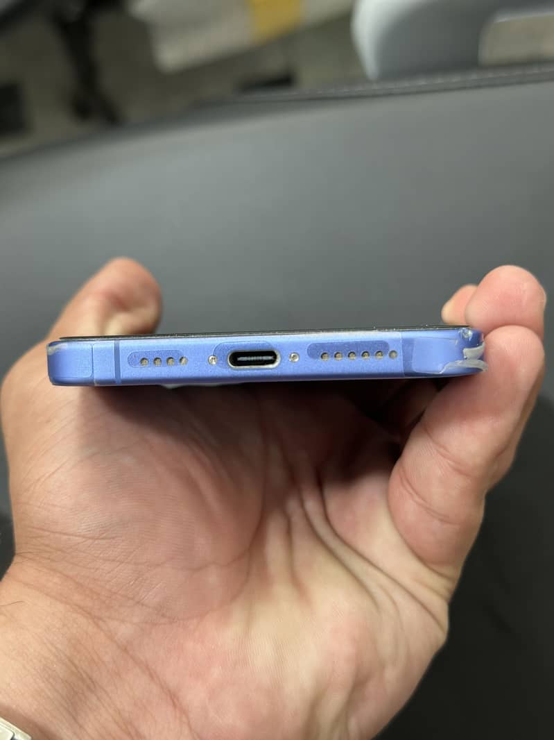 Apple iPhone 16 Plus 5
