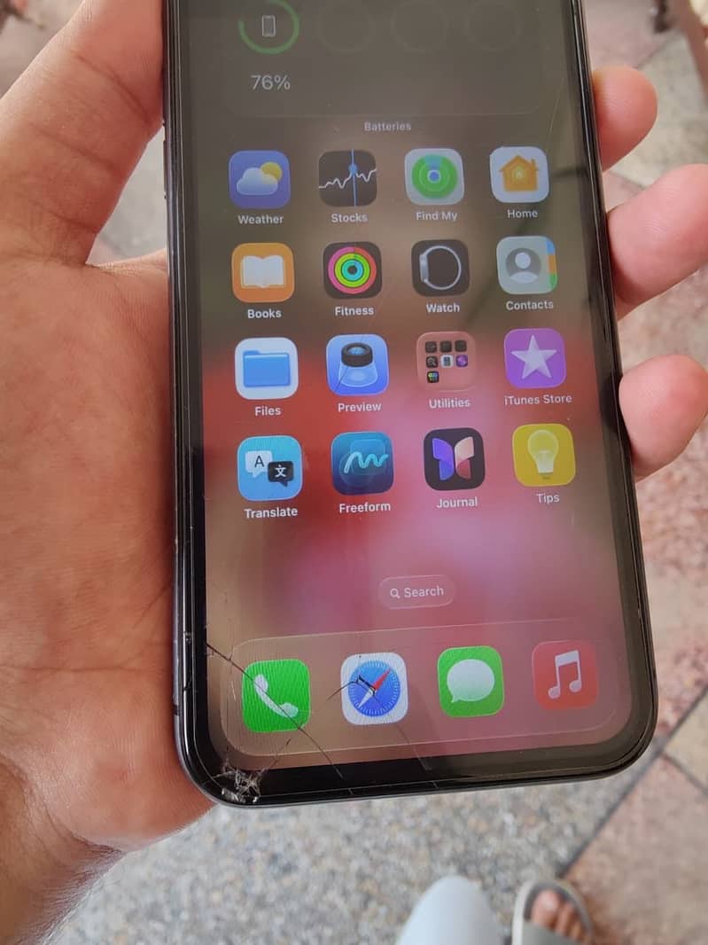 Apple iPhone 11 1