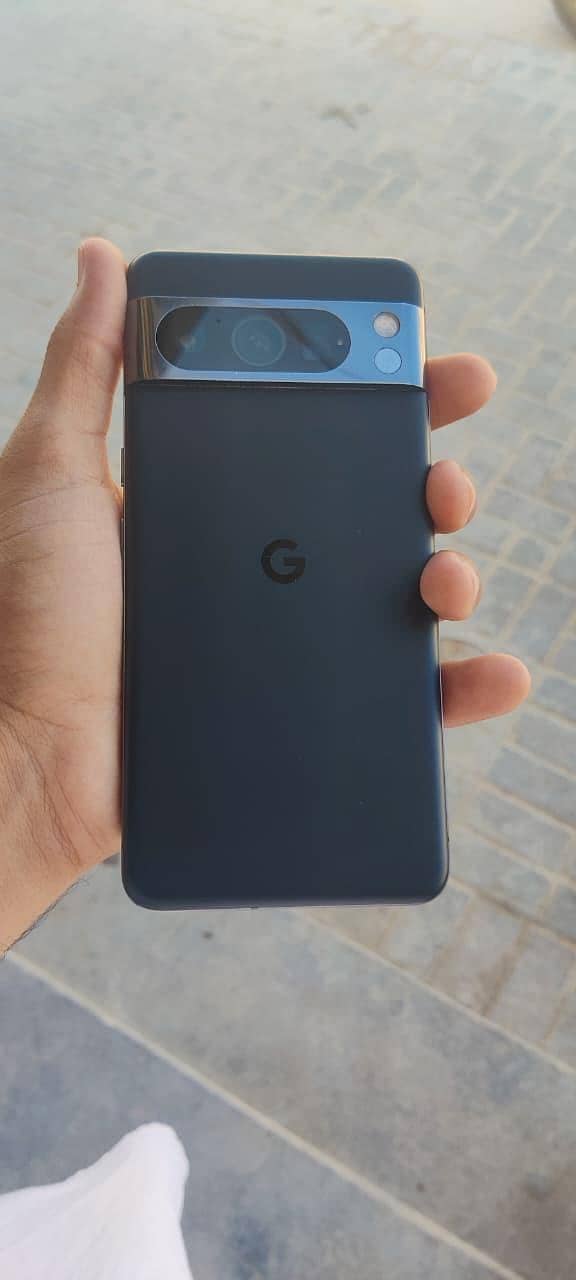Google Pixel 8 Pro 1