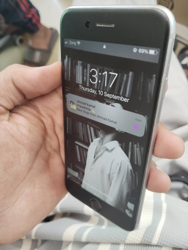 Apple iPhone 6S 3