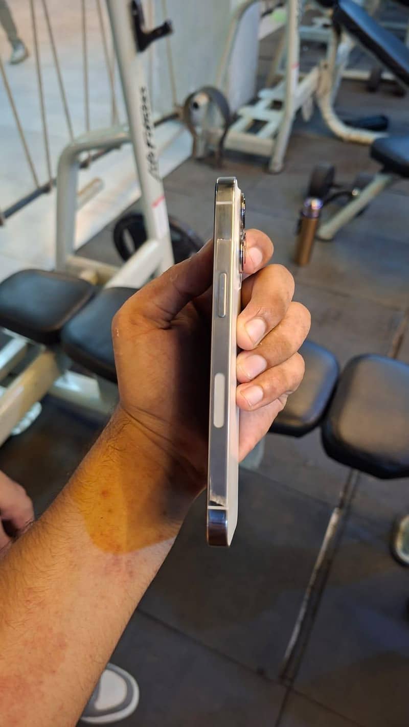 Apple iPhone 13 Pro 5