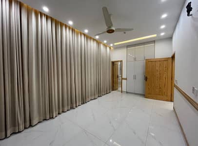 3 Bed Brand New Spacious Luxury Penthouse for Rent in Bahria Town Sector E Lahore