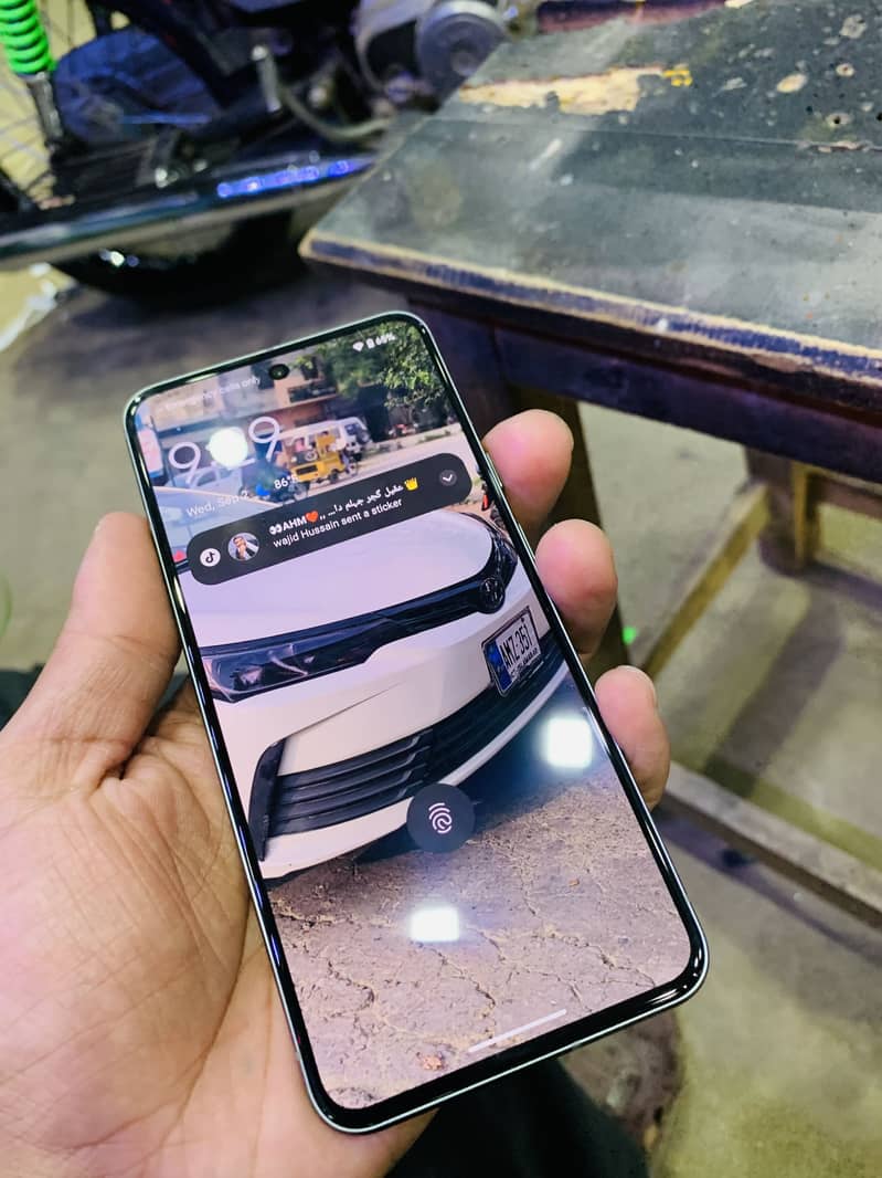 Google Pixel 8 6