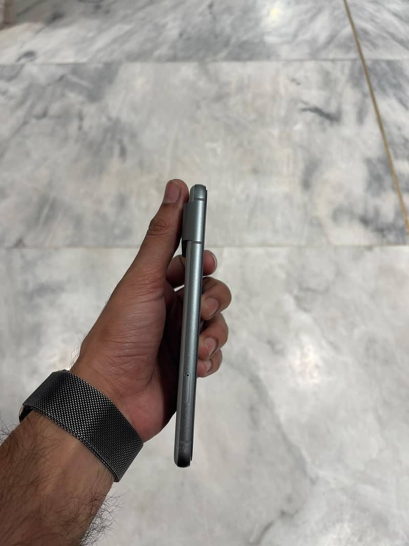 Google Pixel 8 1