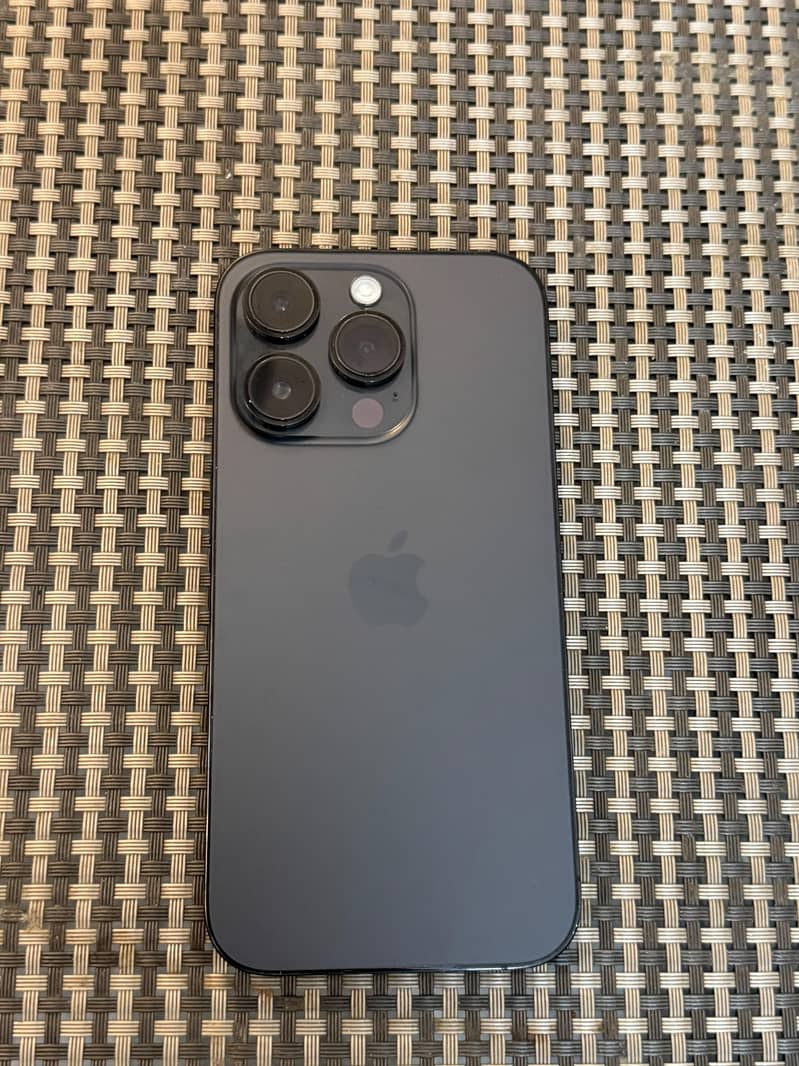 Apple iPhone 14 Pro 4