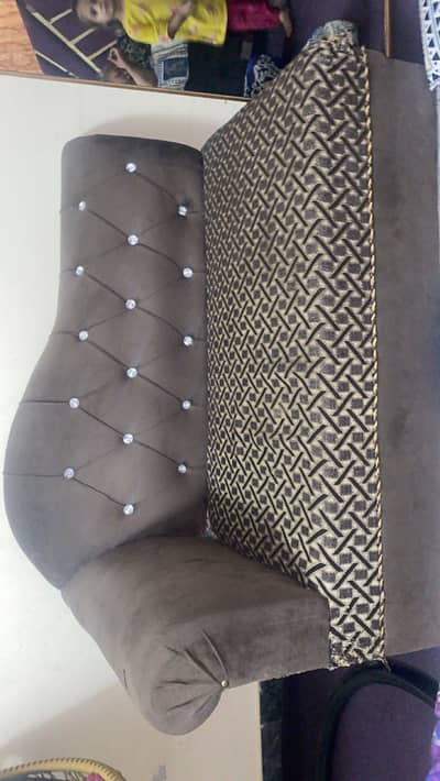 Dewan sofa chocolate color For sale urgent