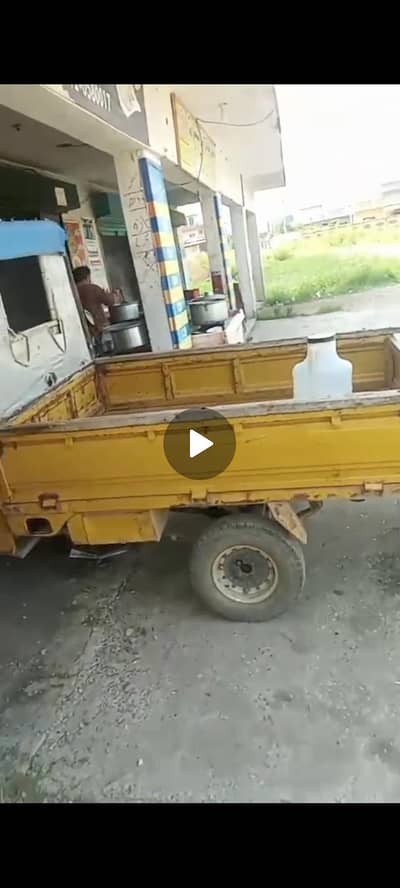 loader chinchi rikshaw urgent sale/ on time also