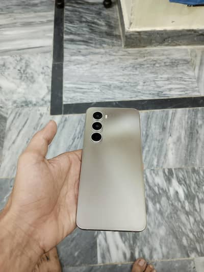 Itel City 100