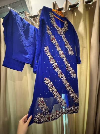 Formal ladies dresses