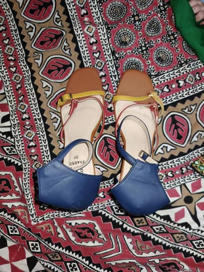 Stylo sandle