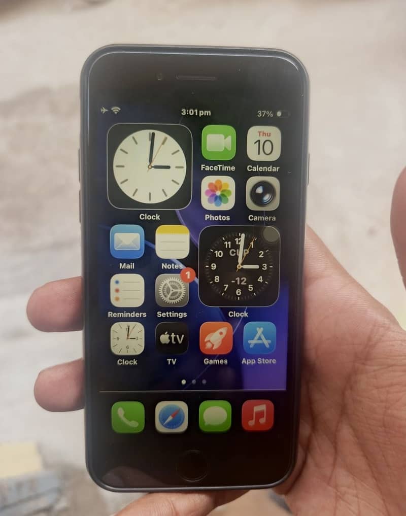 Apple iPhone SE 4