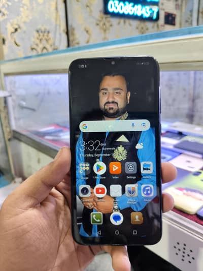 hawai y7 prim  2019 modal 3GB 32GB all ok set just glas break