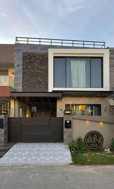 FULLY FURNISHED 5 MARLA MODERN BUNGALOW WITH 6KVA SOLAR SYSTEM | IMMACULATE. ICONIC. UNMISSABLE DHA LAHORE'S BEST BLOCK