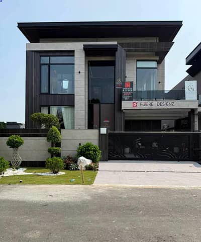 1 KANAL ELEGANT AND FULLY FURNISHED MODERN BUNGALOW NEAR TO CARREFOUR & DHA RAYA IS AVAILABLE IN THE BEST BLOCK OF DHA LAHORE.