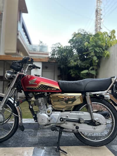 Gold Edition CG 125