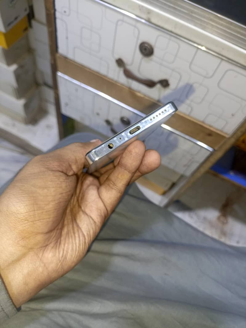 Tecno CAMON 20 3