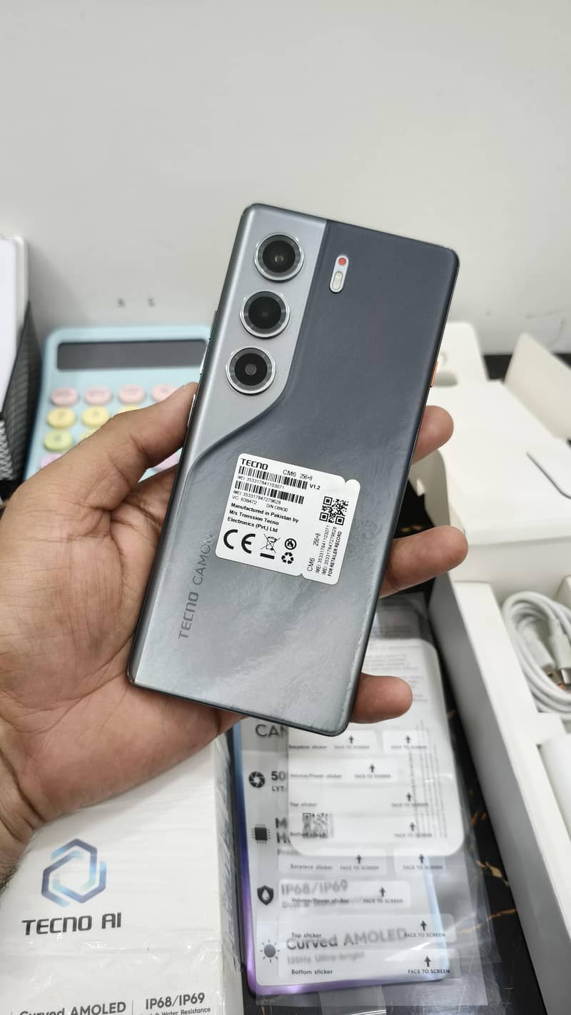 Tecno CAMON 40 Pro 9