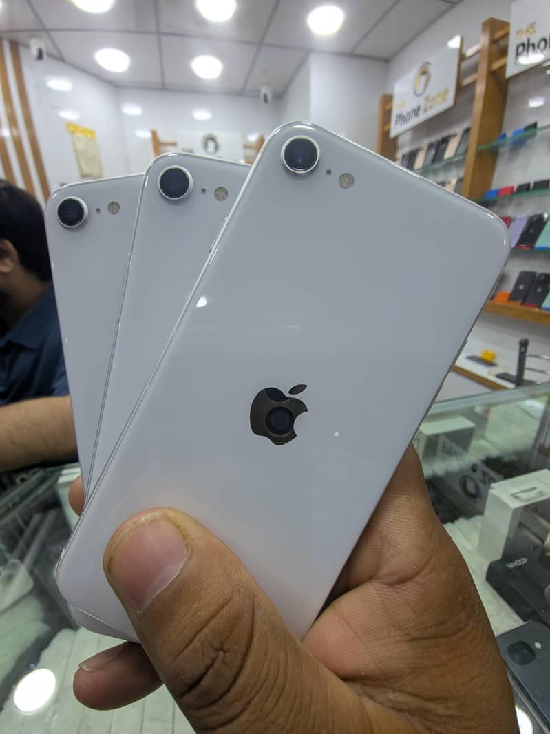 Apple iPhone SE 4