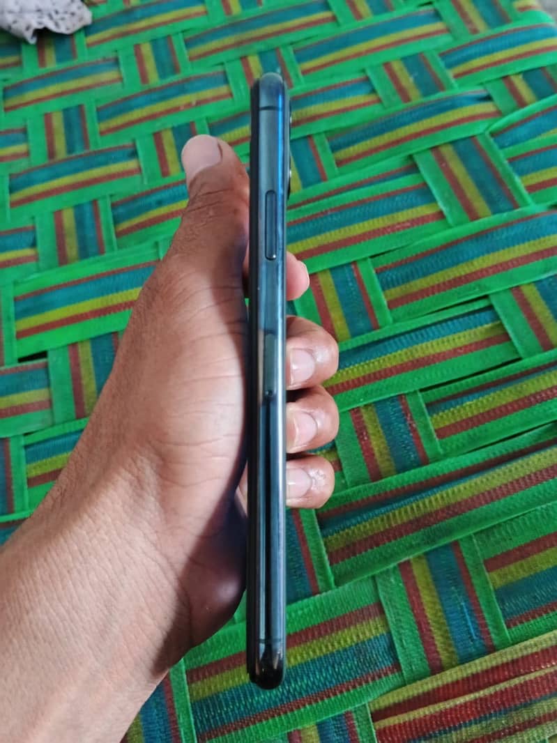 Apple iPhone 11 Pro Max 1