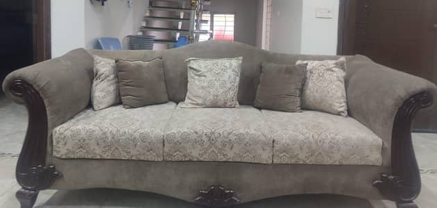 Brown wooden sofa set