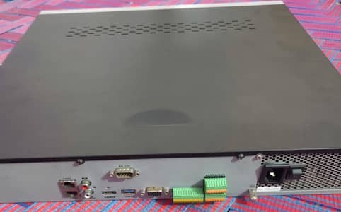 HIKVISION 32 Channel 4K NVR
