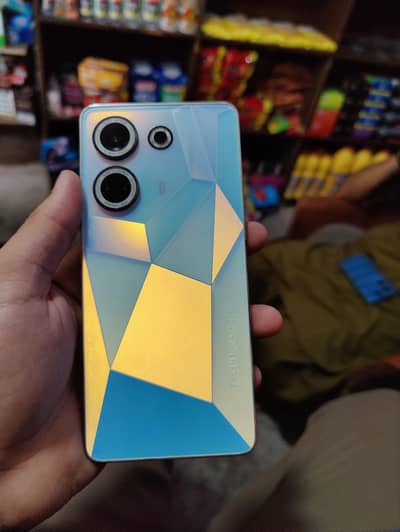Tecno Camon 20 (8GB + 8GB Extended / 256GB) & AMOLED Display