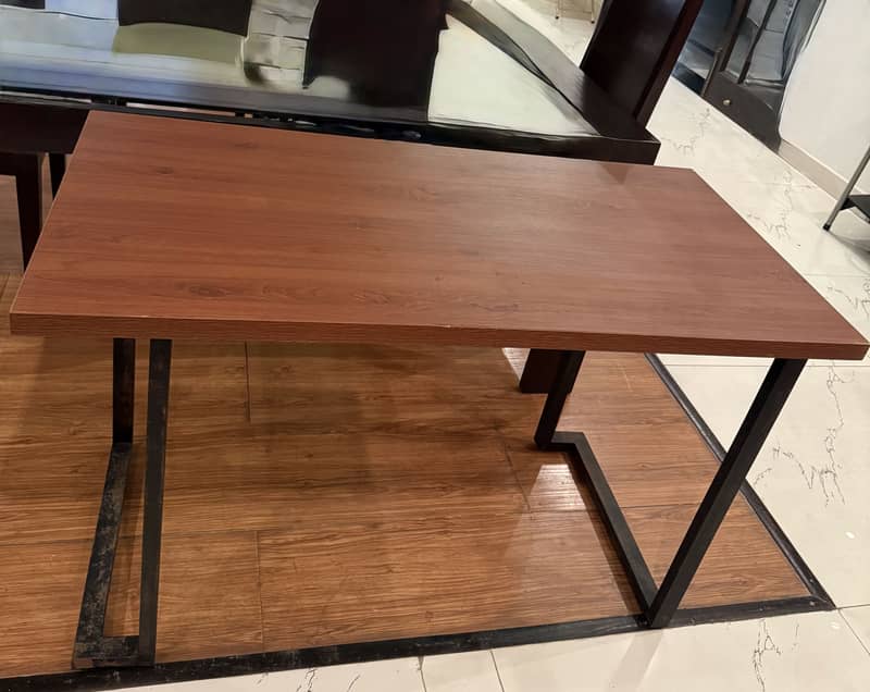 Dining table 9