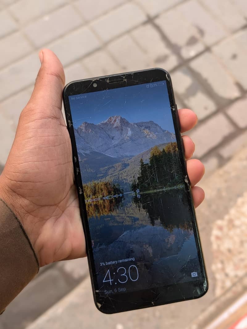 Honor 7C 1