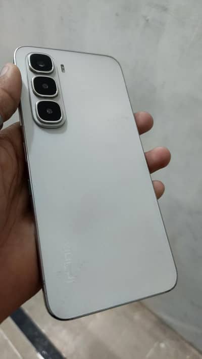 Infinix Hot 60i