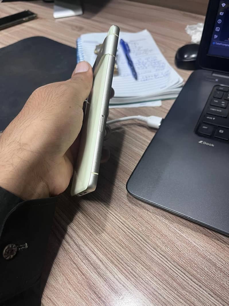Google Pixel 7 6