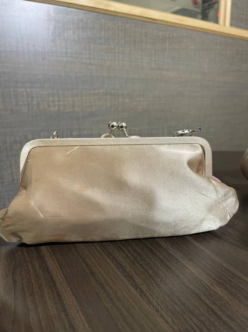 party pouch 1