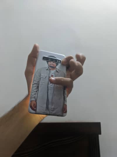 Samsung Mobile S10 8/128