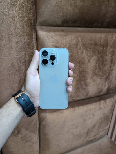 Apple iPhone 15 Pro