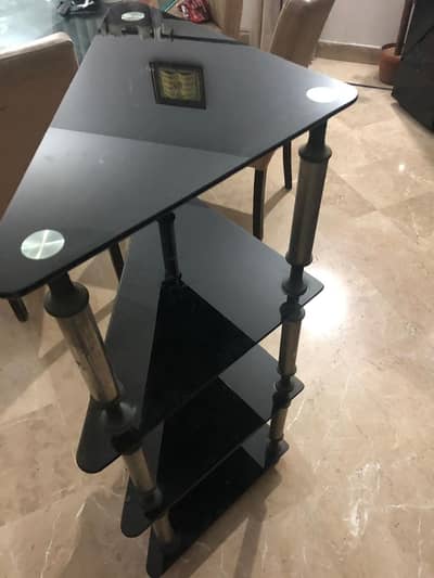 Corner shelf / corner rack / corner stand