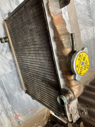 Suzuki Mehran radiator