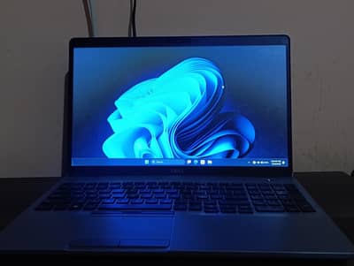 Dell Precision 3551