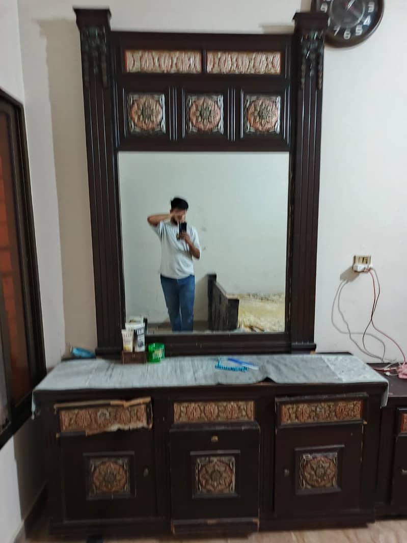 Full Bed Set Good Condition 3