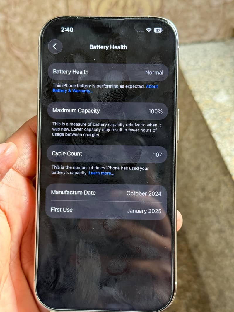 Apple iPhone 16 Pro 2