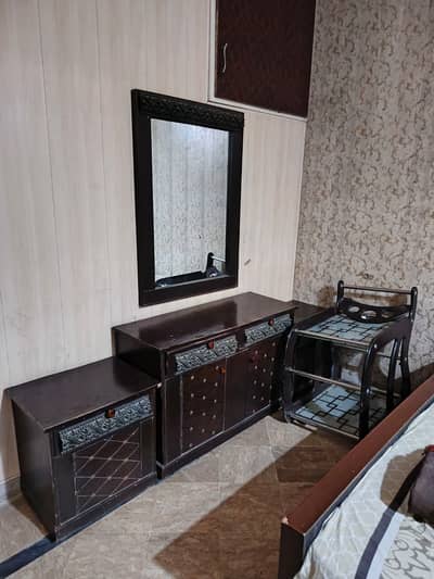 Dressing Table Good Condition