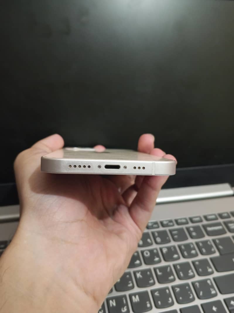 Apple iPhone 12 2