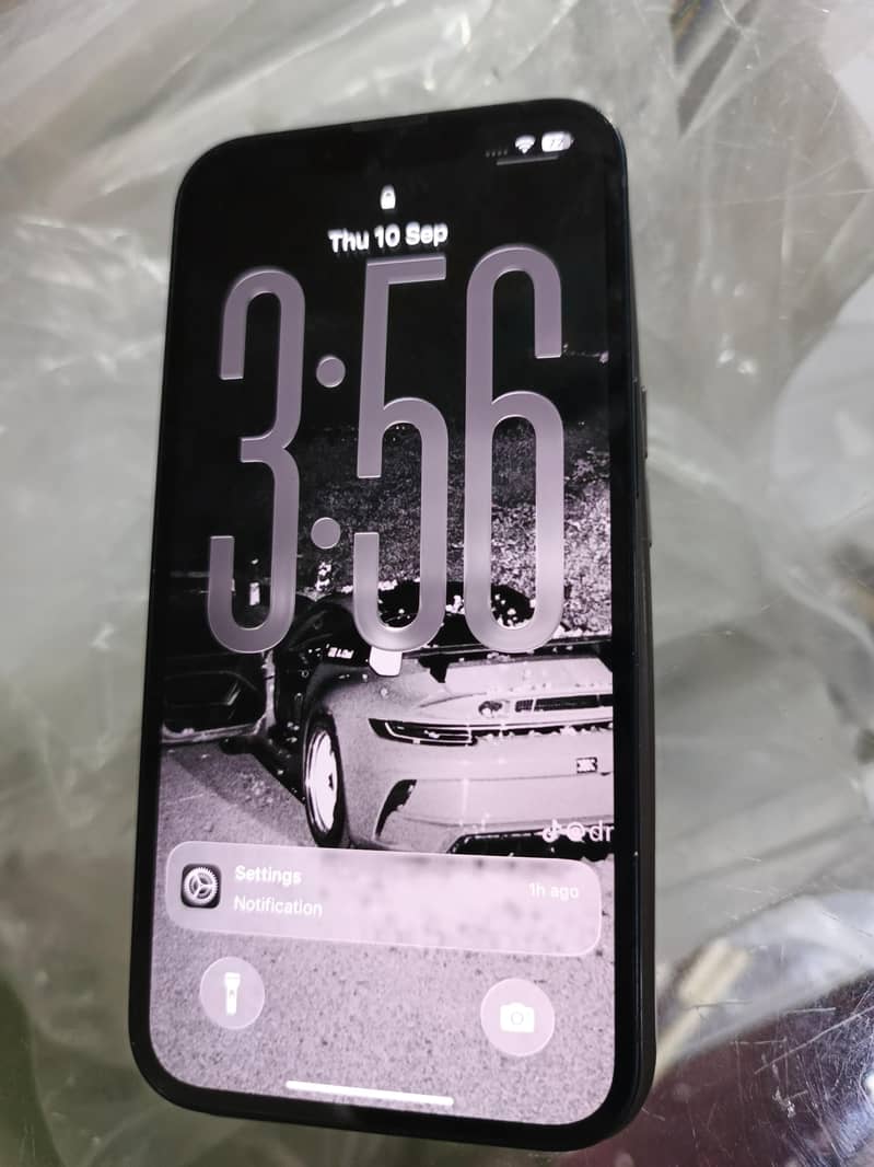 Apple iPhone 13 1