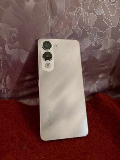 Vivo Y04