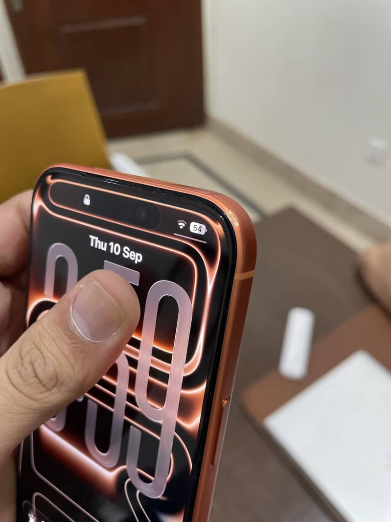 Apple iPhone 17 Pro 6