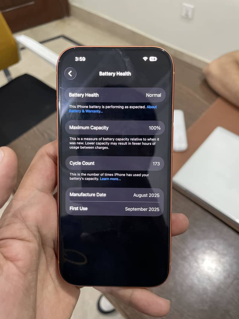 Apple iPhone 17 Pro 8