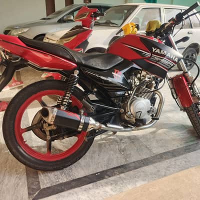 Yamaha ybr 125 in lush condition for sale