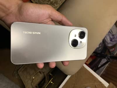 Tecno Spark Go 1