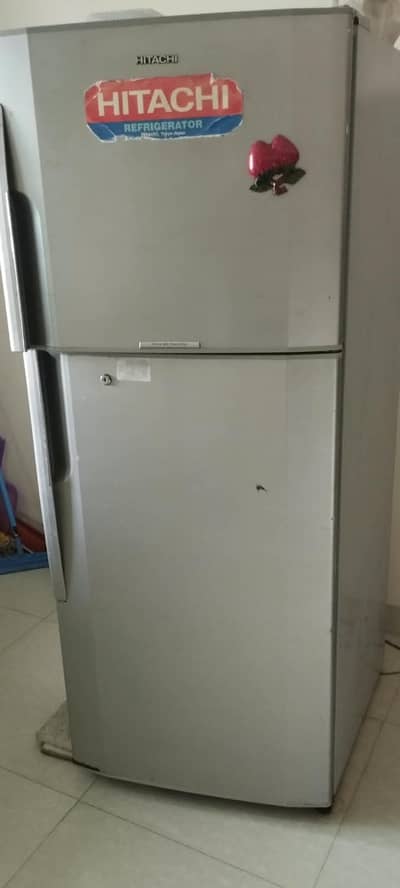 Hitachi 22 CFT Imported Refrigerator – As Is – Cooling Issue